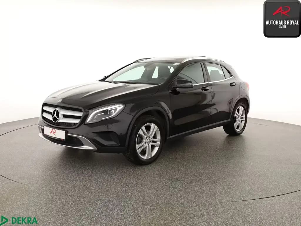 Main__Slider__Photo:Mercedes-Benz GLA 180 URBAN PANORAMA,BI-XENON,NAVI,SPORTSITZE 07/2016-0