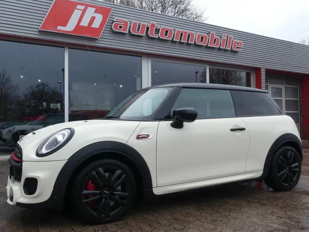 Main__Slider__Photo:MINI John Cooper Works Navi*Head-Up*ab 249€ 07/2020-0