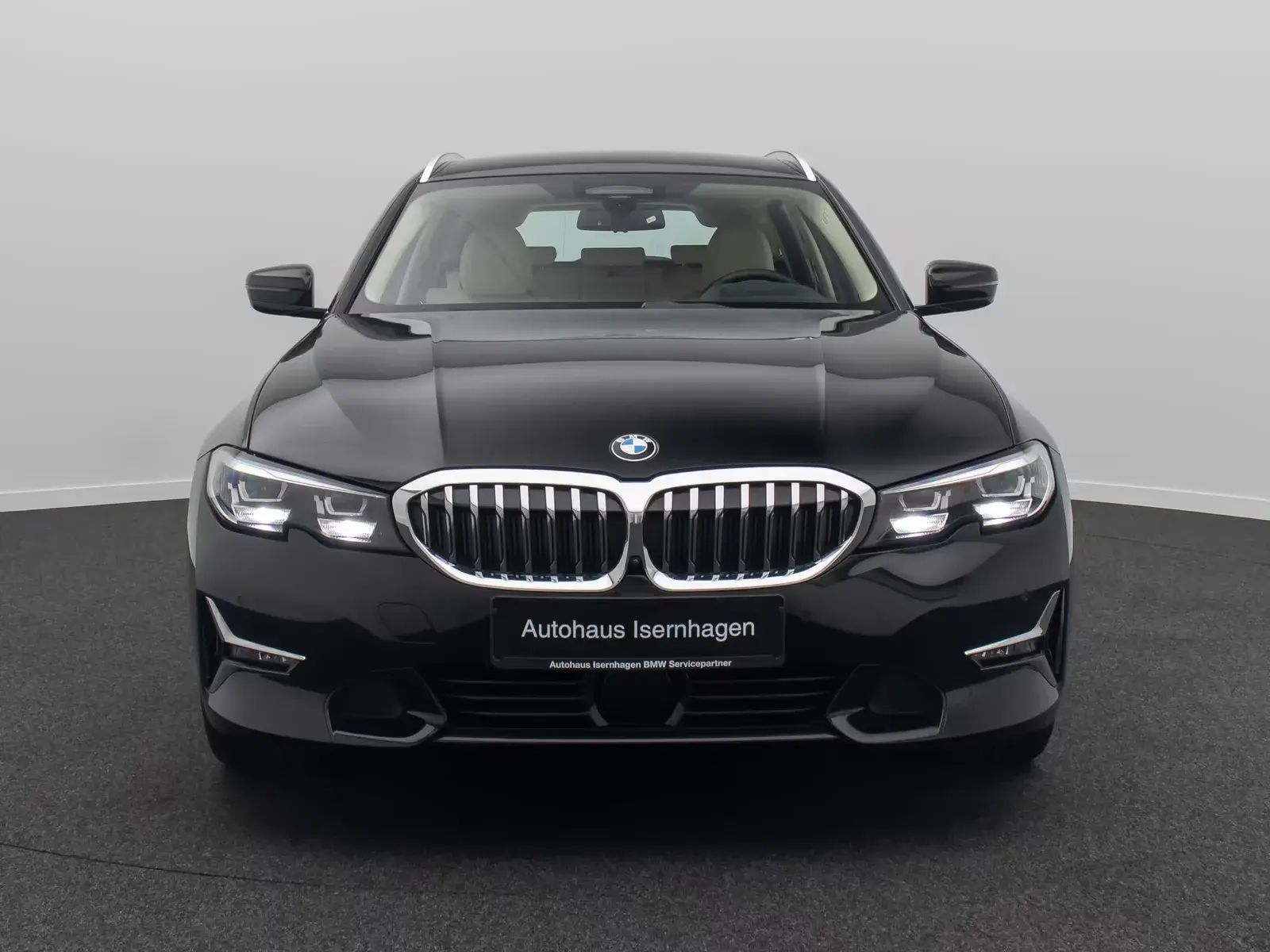 Main__Slider__Photo:BMW 3 Series 320d Touring Advantage AHK DrAss ParkAss HiFi 02/2021-1