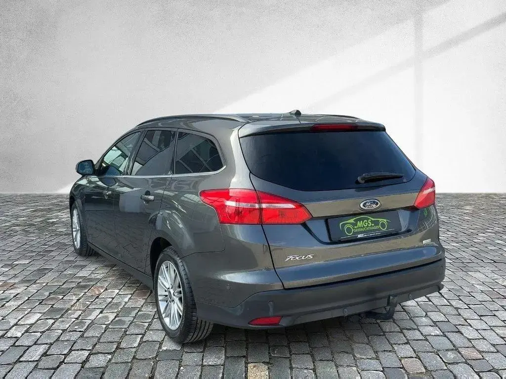 Main__Slider__Photo:Ford Focus Cool & Connect 1.0 EcoBoost+WINTER-PAKET 06/2018-1