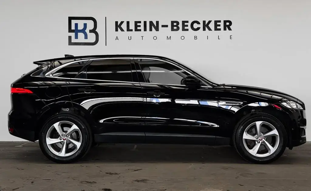 Main__Slider__Photo:Jaguar F-Pace Prestige AWD 8G *10Wege*Meridian*Tempomat 04/2017-1