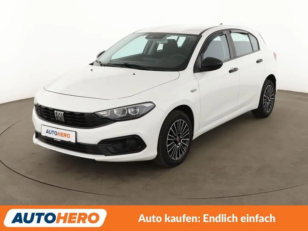 Main__Slider__Photo:Fiat Tipo 1.5 Mild-Hybrid Cross Aut. *LED*ACC*CAM* 05/2024-0