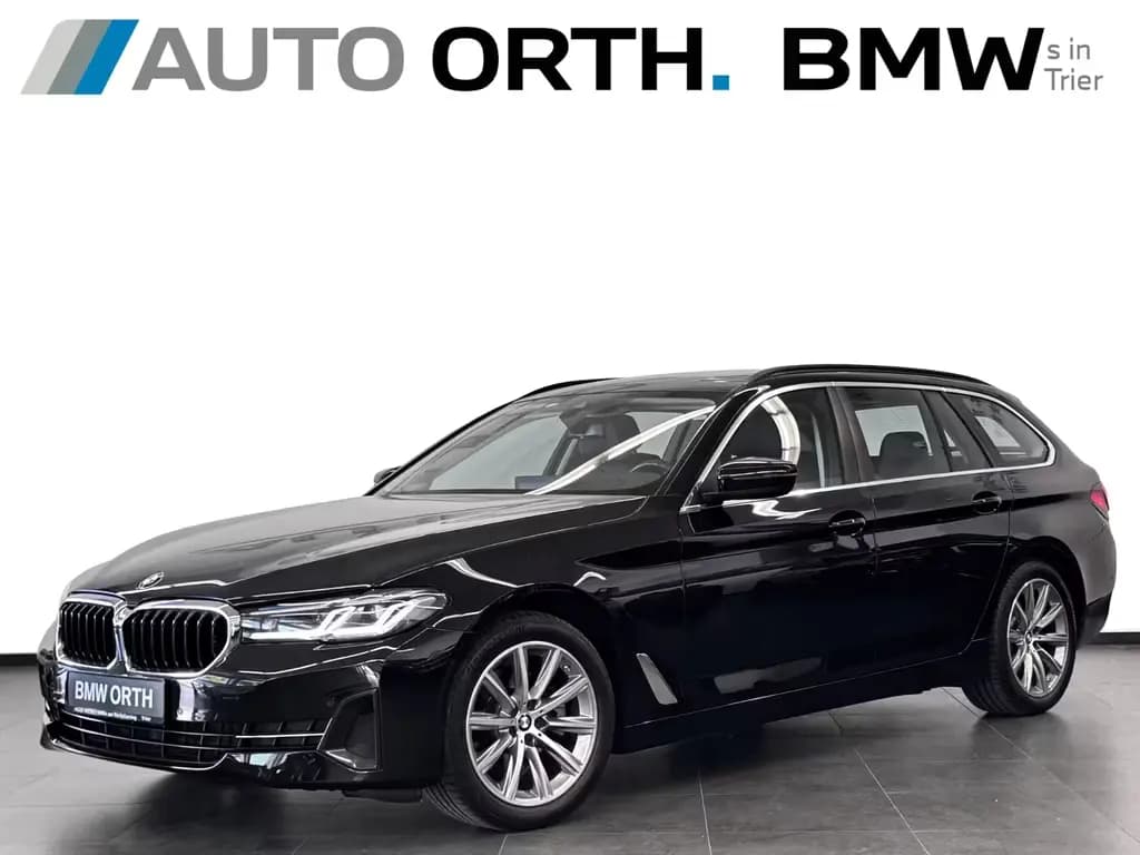 Main__Slider__Photo:BMW 520 d Touring AUT. LEDER PANO HUD KOMF.SITZE AHK 04/2021-0