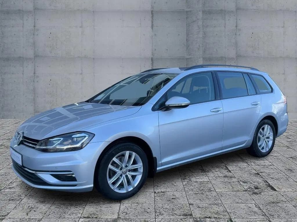 Main__Slider__Photo:Volkswagen Golf VII Variant 1.5TSI COMFORTLINE LED+ACC+PDC 03/2019-0