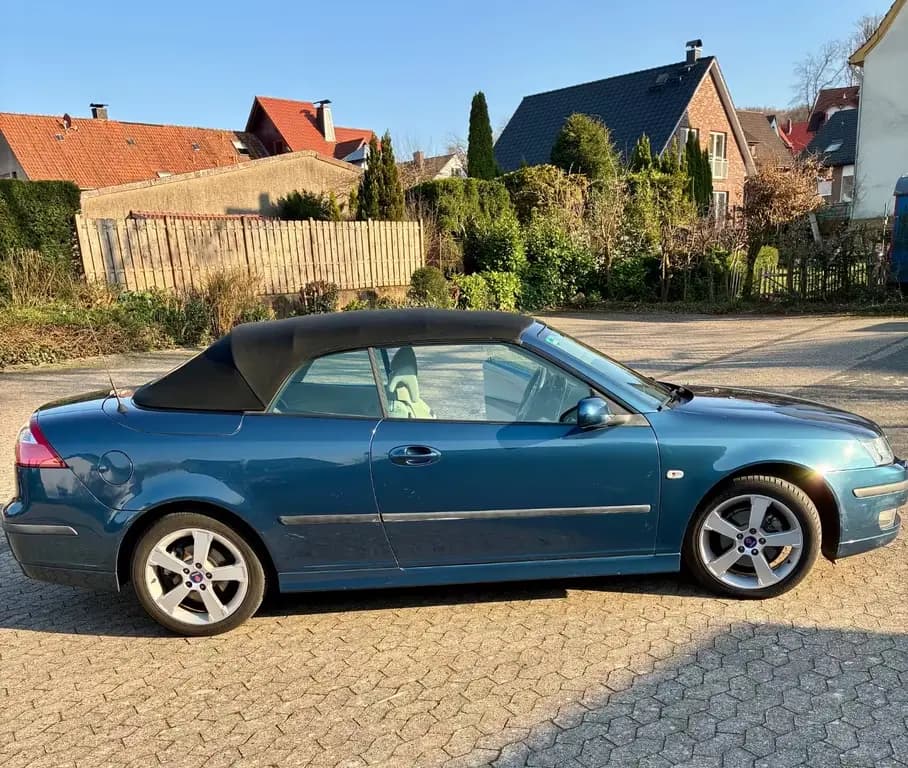 Main__Slider__Photo:Saab 9-3 YS3F Vector Cabriolet TüV neu 12/2006-0