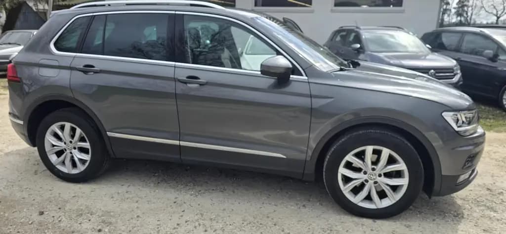 Main__Slider__Photo:Volkswagen Tiguan (Highline) 1,4  110 KW (150 PS) 16V TSI ( 10/2017-0