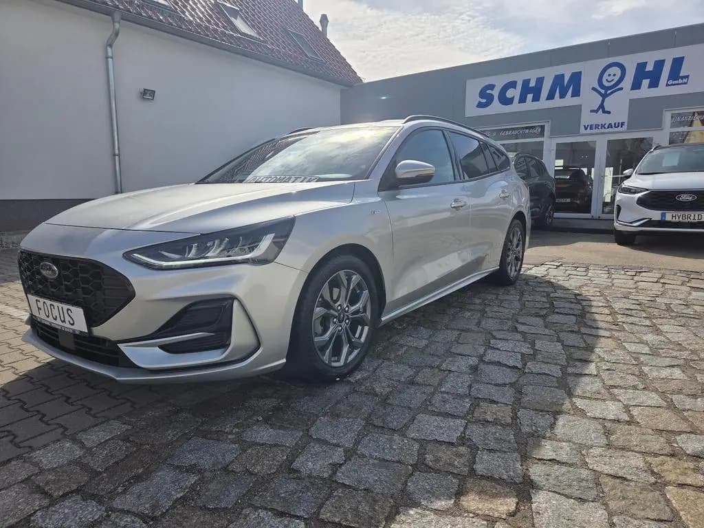Main__Slider__Photo:Ford Focus Turnier ST-Line Autom Navi LED Allwetter 06/2023-0