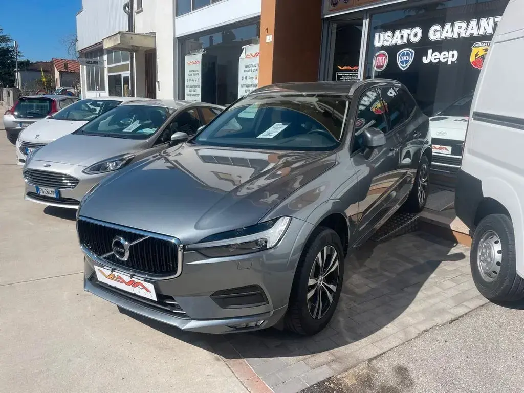 Main__Slider__Photo:Volvo Other XC 60 XC60 B4 (d) AWD Geartronic Business 03/2021-1