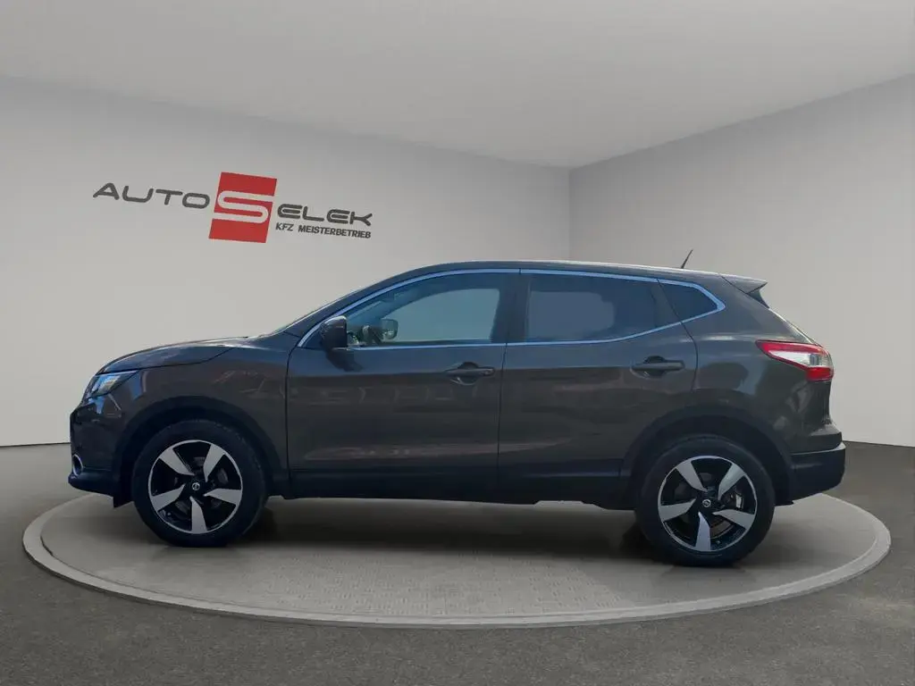 Main__Slider__Photo:Nissan Qashqai 360°KAMERA*NAVI*KEYLES GO* 11/2015-1