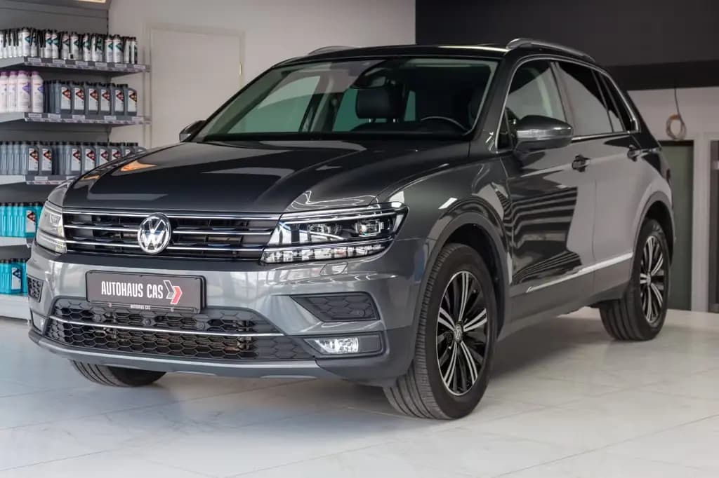 Main__Slider__Photo:Volkswagen Tiguan Highline BMT/Start-Stopp 4Motion 02/2019-0