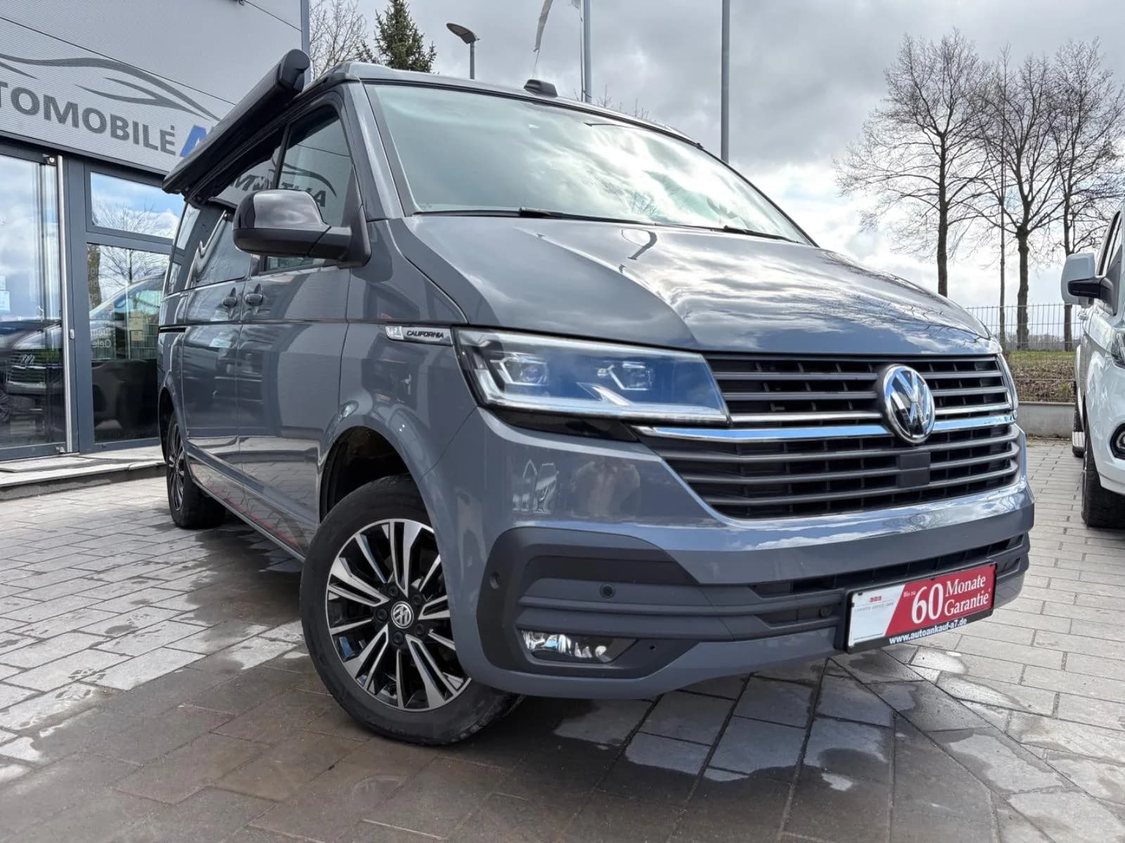Main__Slider__Photo:Volkswagen Transporter California 03/2023-0