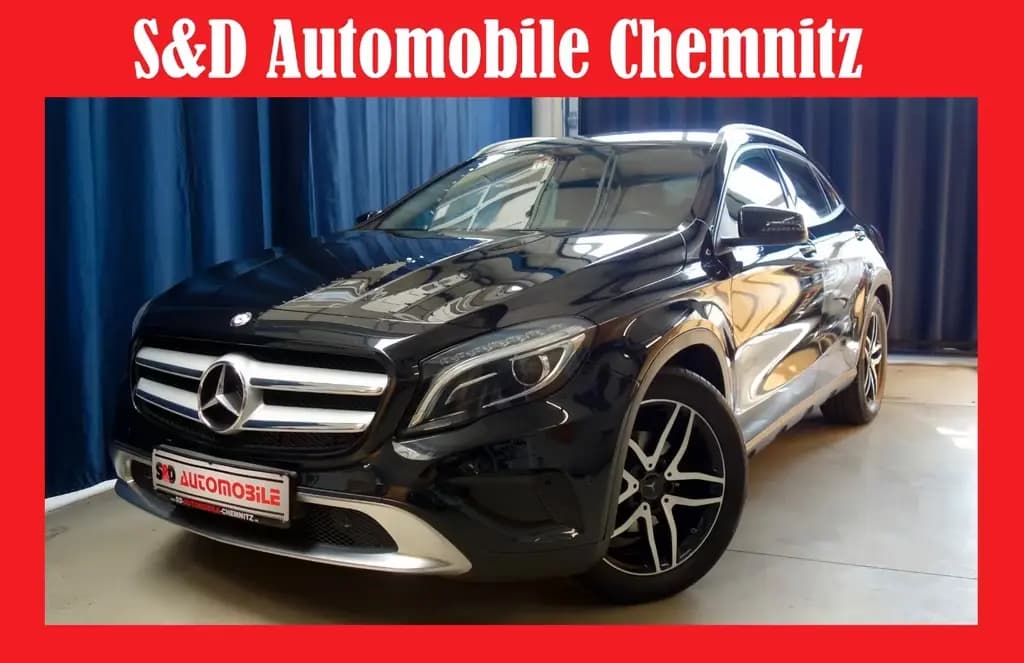 Main__Slider__Photo:Mercedes-Benz GLA 180 GLA Sportlein"TOP CAR" 05/2015-0