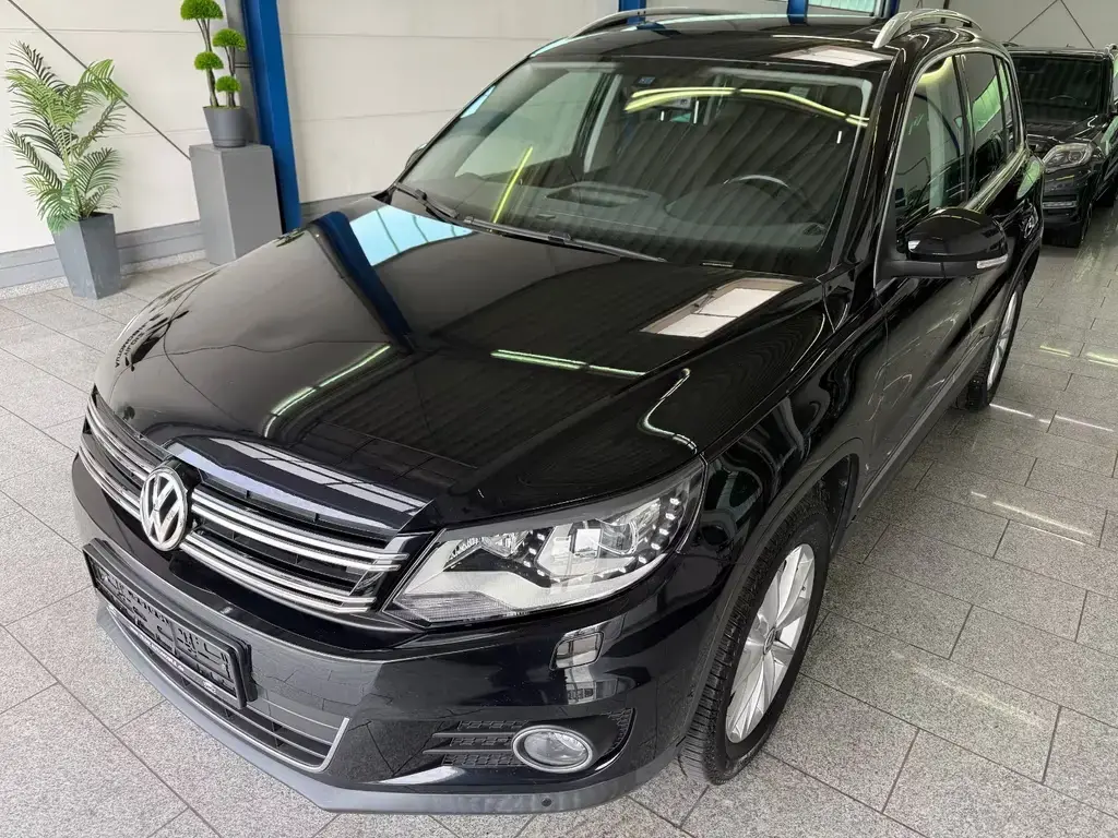 Main__Slider__Photo:Volkswagen Tiguan 2.0 TDI*AUT*4M*SPORT*PAN*BI-XN*NAV*AHK*TM 03/2013-1