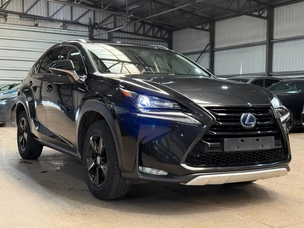 Main__Slider__Photo:Lexus NX 300 300h Executive Line 12/2016-0