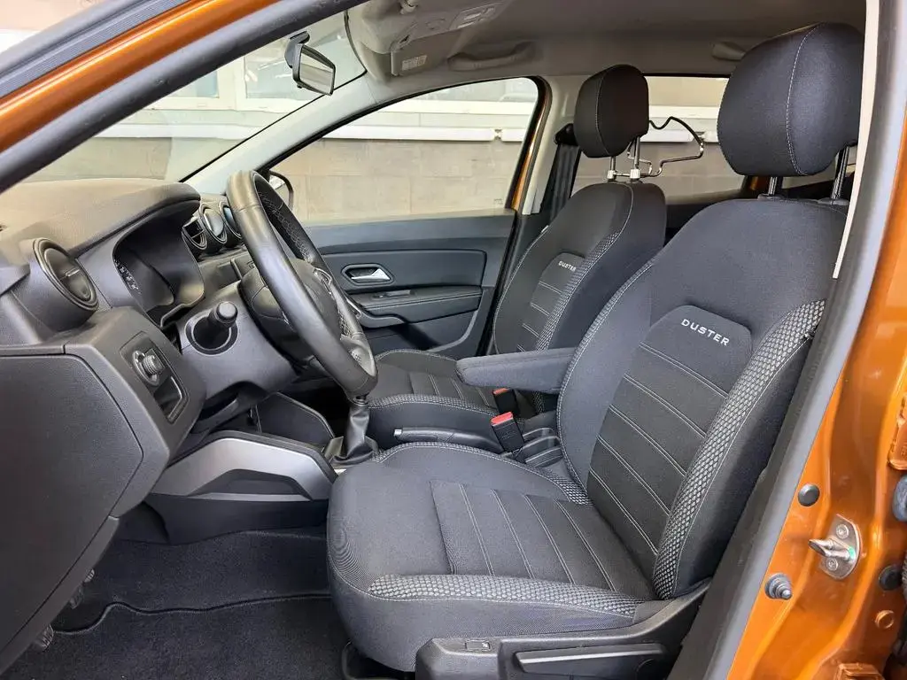 Main__Slider__Photo:Dacia Duster 5 J. Garantie LED CAM NAVI AHK SHZ 360 12/2019-1