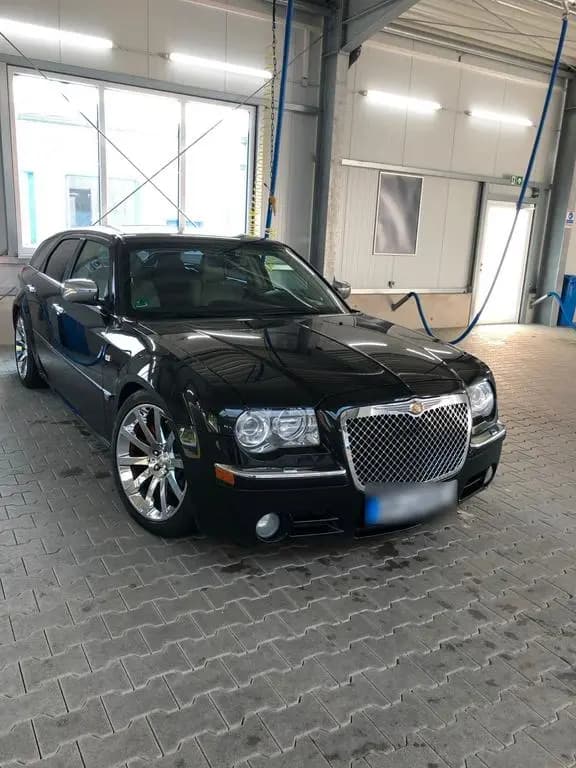 Main__Slider__Photo:Chrysler 300 C CRD Touring 04/2007-0