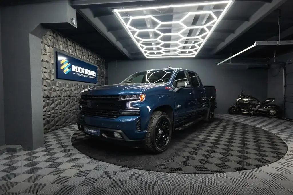 Main__Slider__Photo:Chevrolet Silverado 5.3L V8 4x4 RST Limited ZZ1 NightPaket 07/2022-1
