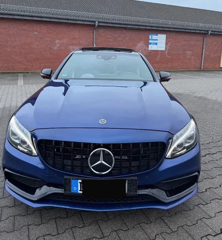 Main__Slider__Photo:Mercedes-Benz C-Class 63 S AMG Mercedes-AMG Vollausstattung | Night- 09/2017-0