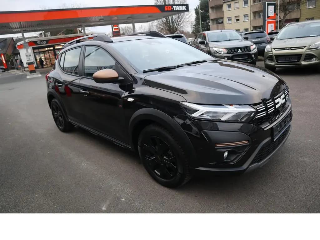 Main__Slider__Photo:Dacia Sandero Stepway Extreme Navi Scheckheftgepflegt 10/2024-0