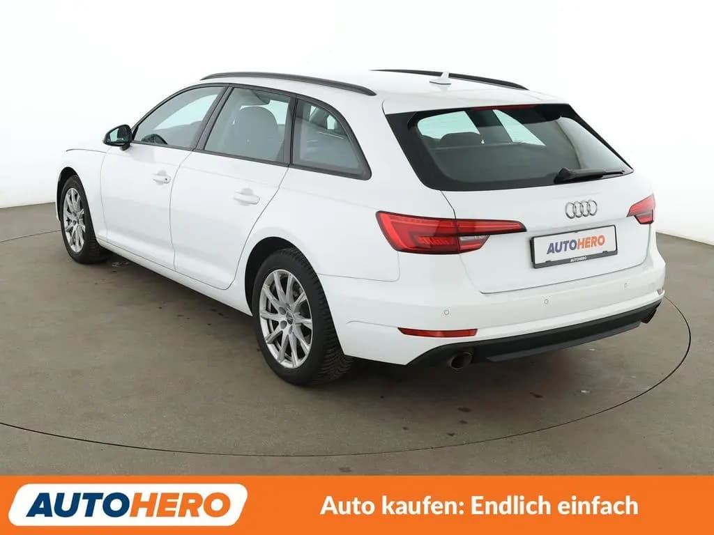 Main__Slider__Photo:Audi A4 2.0 TFSI Ultra*NAVI*TEMPO*PDC*SHZ*ALU*KLIMA* 04/2017-0