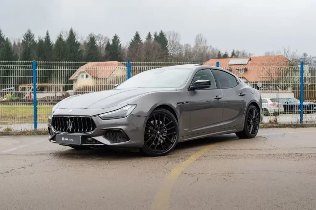 Main__Slider__Photo:Maserati Ghibli S Q4 3.0 V6 430HP 09/2021-0