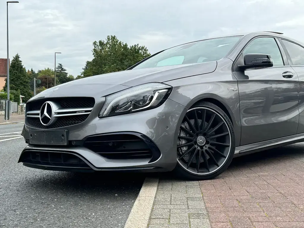 Main__Slider__Photo:Mercedes-Benz A-Class 45 AMG Perf.-Abgas Pano Unfallfrei 4Matic TOP 09/2016-1