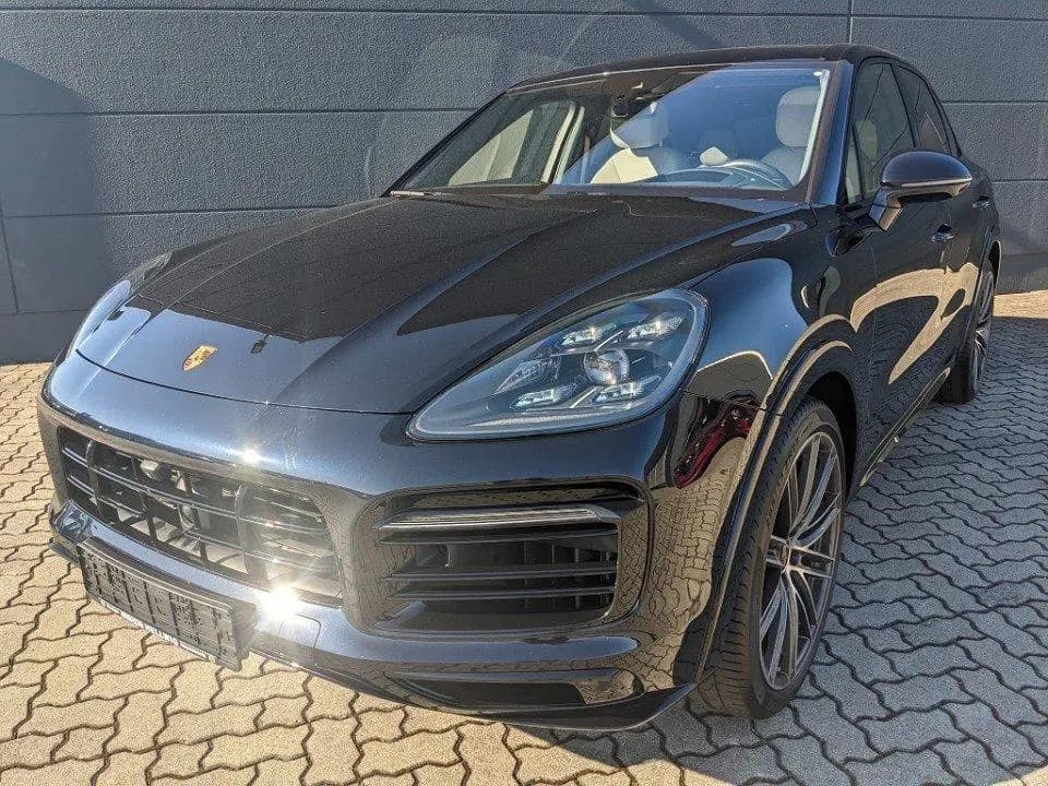 Main__Slider__Photo:Porsche Cayenne 4.0l V8 GTS Allrad Pano AHK Standheizung 10/2020-0