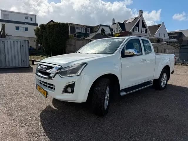 Main__Slider__Photo:Isuzu D-Max Extra  Cab 4WD IINSTYLE !AUTOMAAT -KLIMA ! 08/2019-0