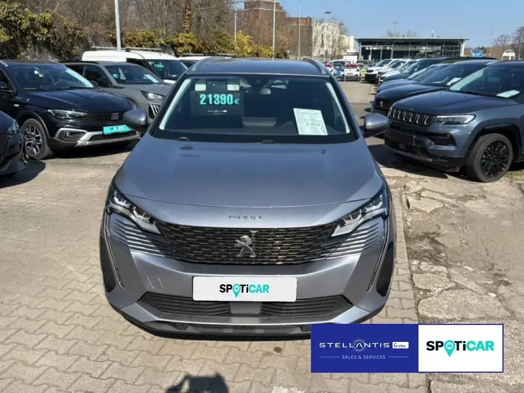 Main__Slider__Photo:Peugeot 5008 1.5 BlueHDi 130 Allure Pack 07/2021-1