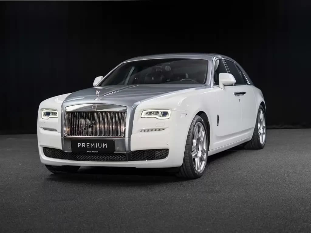 Main__Slider__Photo:Rolls-Royce Ghost Series II 07/2015-0
