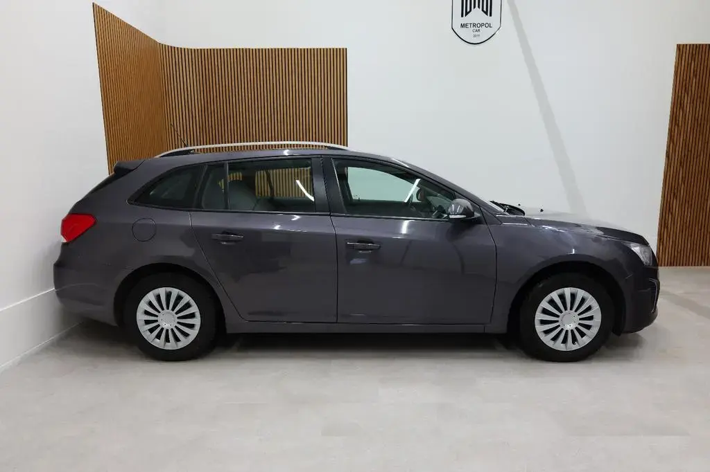 Main__Slider__Photo:Chevrolet Cruze 1.4 LT KAM/TEMP/ZV/PDC+TÜV 10.26 10/2013-1