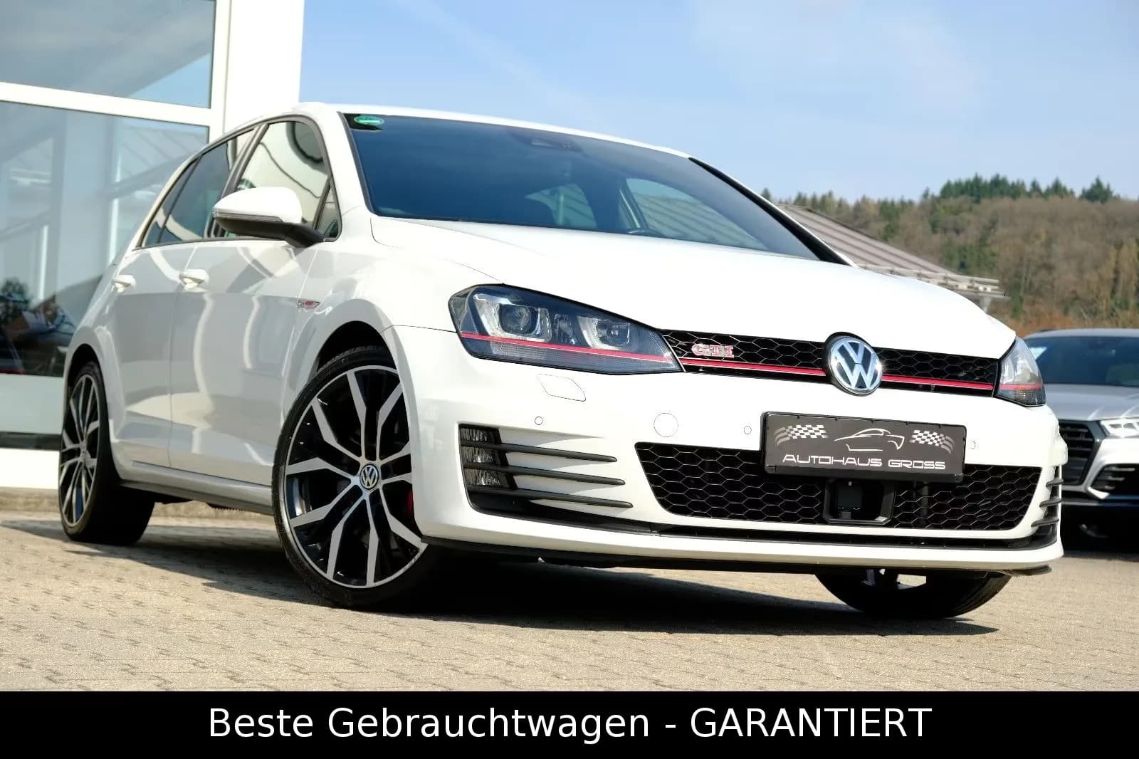 Main__Slider__Photo:Volkswagen Golf 04/2014-0