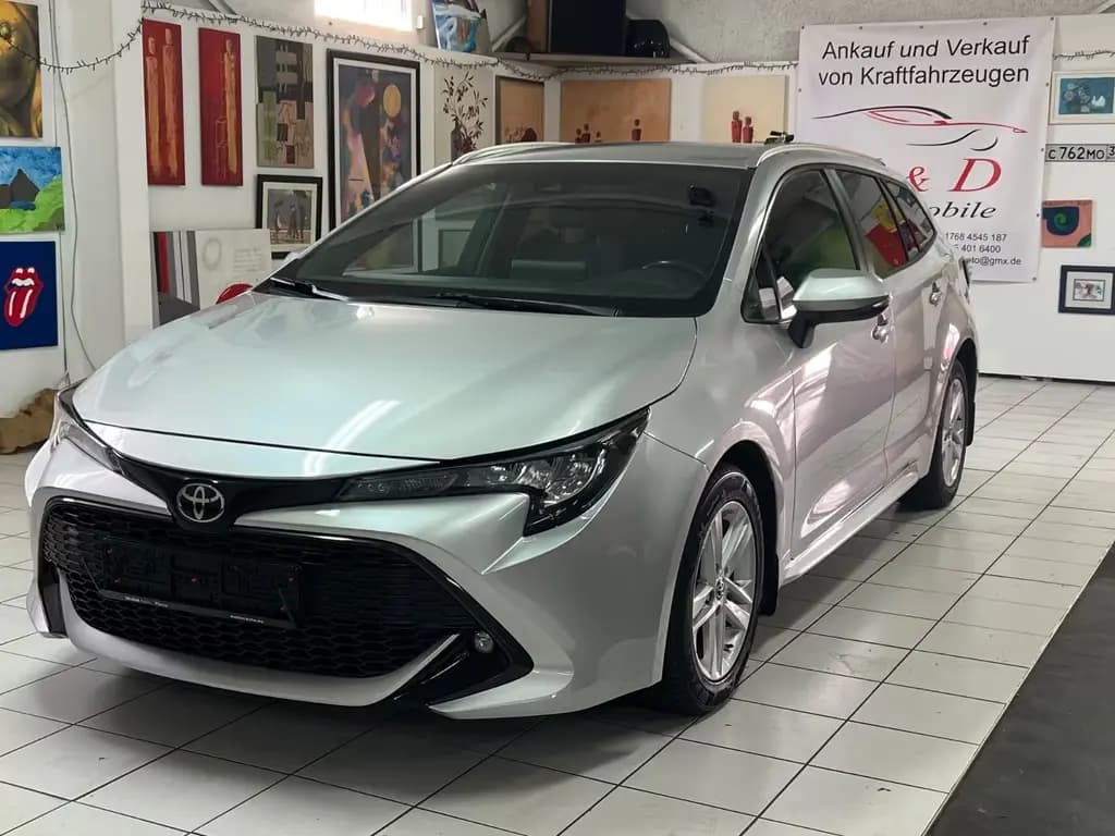 Main__Slider__Photo:Toyota Corolla TouringSports 1Hand AHK LED Relax Garant 06/2019-0