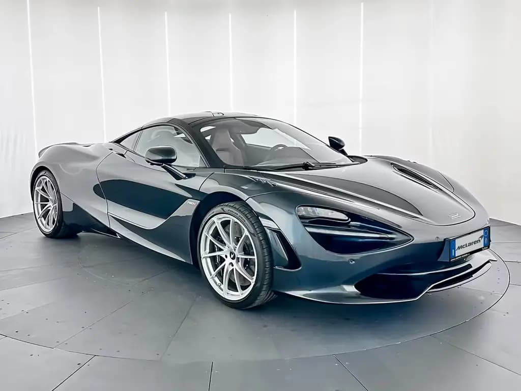 Main__Slider__Photo:McLaren 750S Coupé - McLaren Milano 04/2025-0