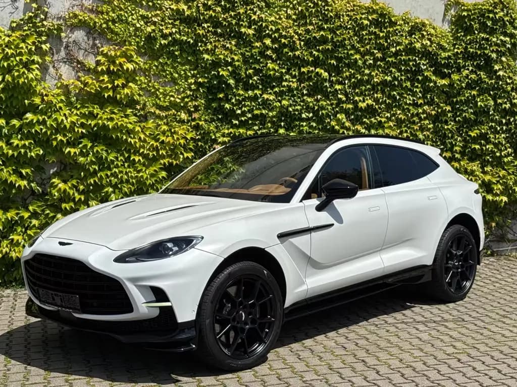Main__Slider__Photo:Aston Martin DBX 4.0 V8 DBX 707*CERAMIC*CARBON*707* 01/2023-0