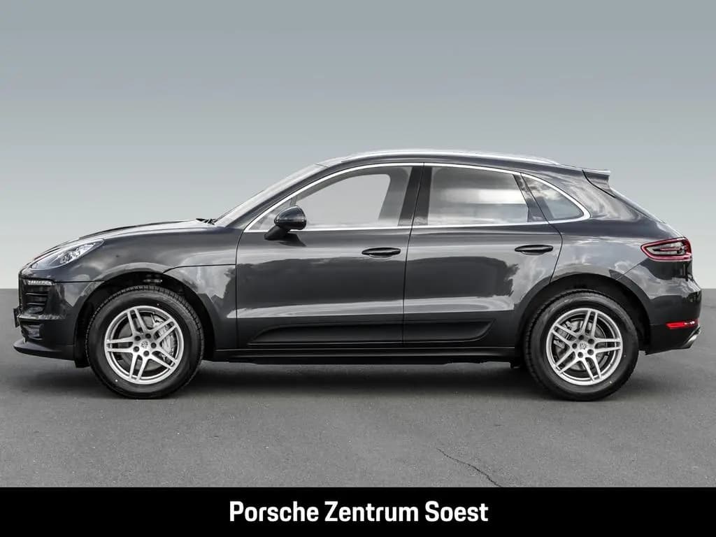 Main__Slider__Photo:Porsche Macan S/Porsche Active Suspension Management 06/2018-0