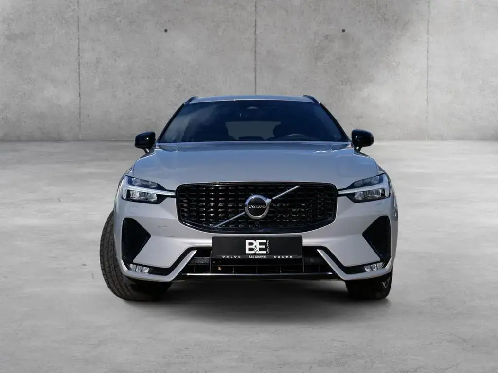 Main__Slider__Photo:Volvo XC60 B5 Ultimate Dark AWD FACEL. LED AHK STANDHZ 03/2023-1