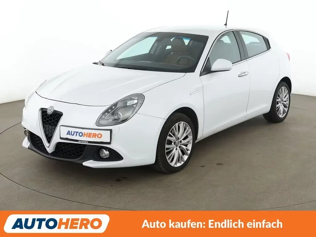 Main__Slider__Photo:Alfa Romeo Giulietta 1.4 Turbo Super Aut.*TEMPO*PDC*SHZ* 06/2016-0