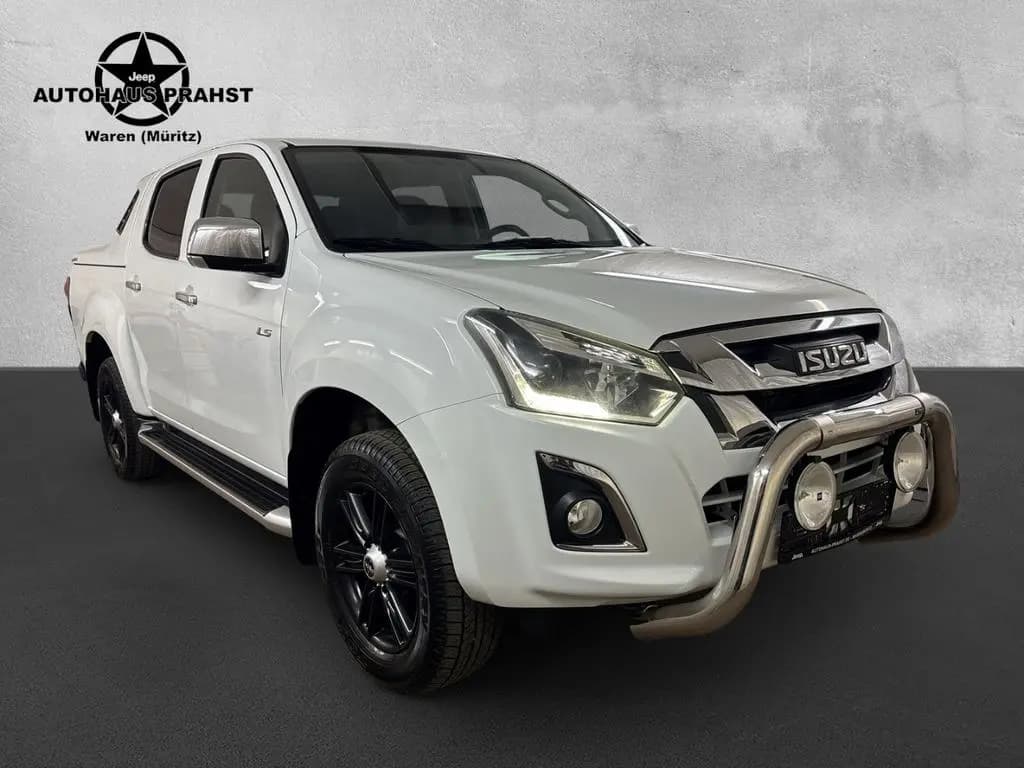 Main__Slider__Photo:Isuzu D-Max Double Cab 4WD Premium+ I.Hand Leder Kame 09/2017-0