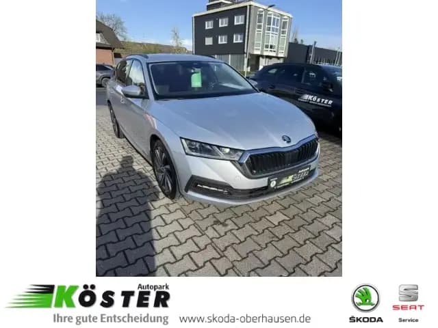 Main__Slider__Photo:Skoda Octavia Combi Tour Navi Licht Sicht el. Heckklap 04/2022-0