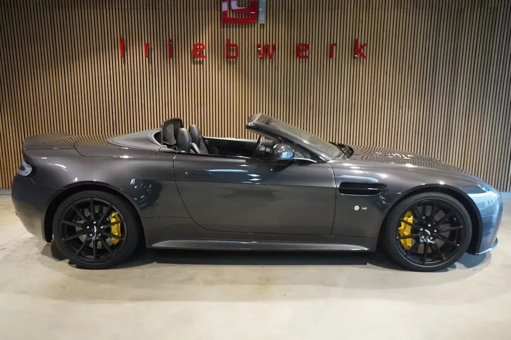 Main__Slider__Photo:Aston Martin V12 Vantage S Roadster*U-frei*BRD-Fzg*Top-Zst* 05/2015-0