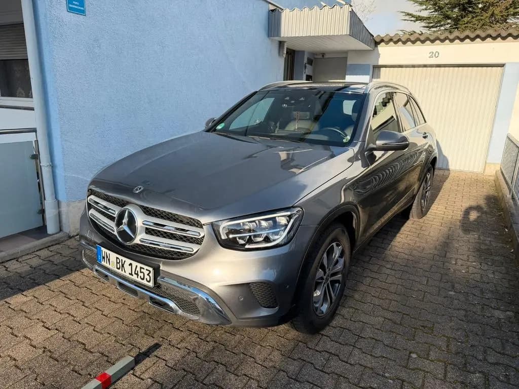 Main__Slider__Photo:Mercedes-Benz GLC-Class 220 d 4MATIC Automatik Panorama AHK Facelift 01/2020-0