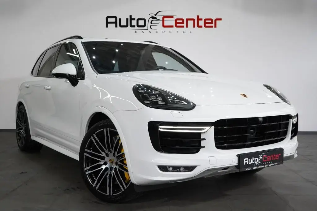 Main__Slider__Photo:Porsche Cayenne Turbo S*Approved*Keramik*Deutsch.Fzg.* 07/2015-1