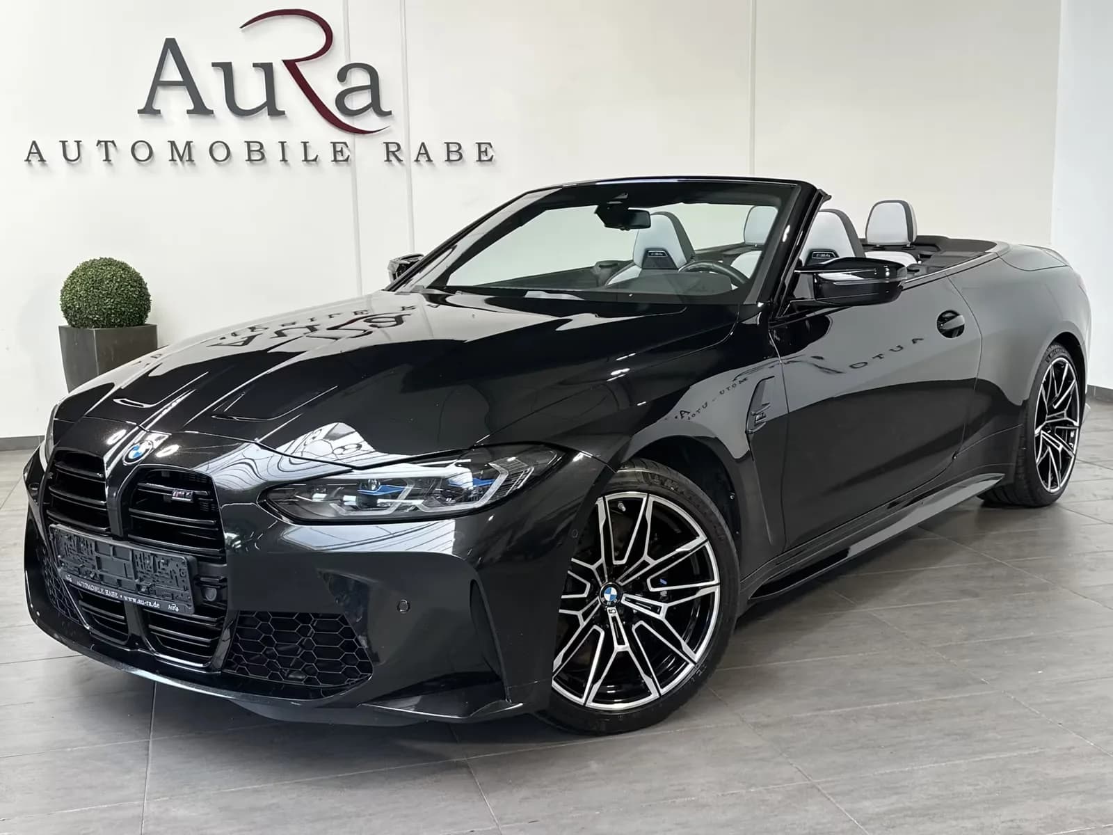 Main__Slider__Photo:BMW M4 05/2022-0