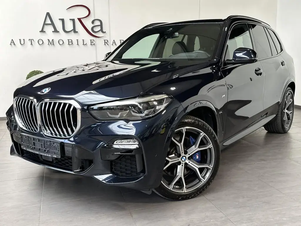 Main__Slider__Photo:BMW X5 xDrive30d M-Sport NAV+LED+AHK+360°+21ZOLL+PP 03/2021-1