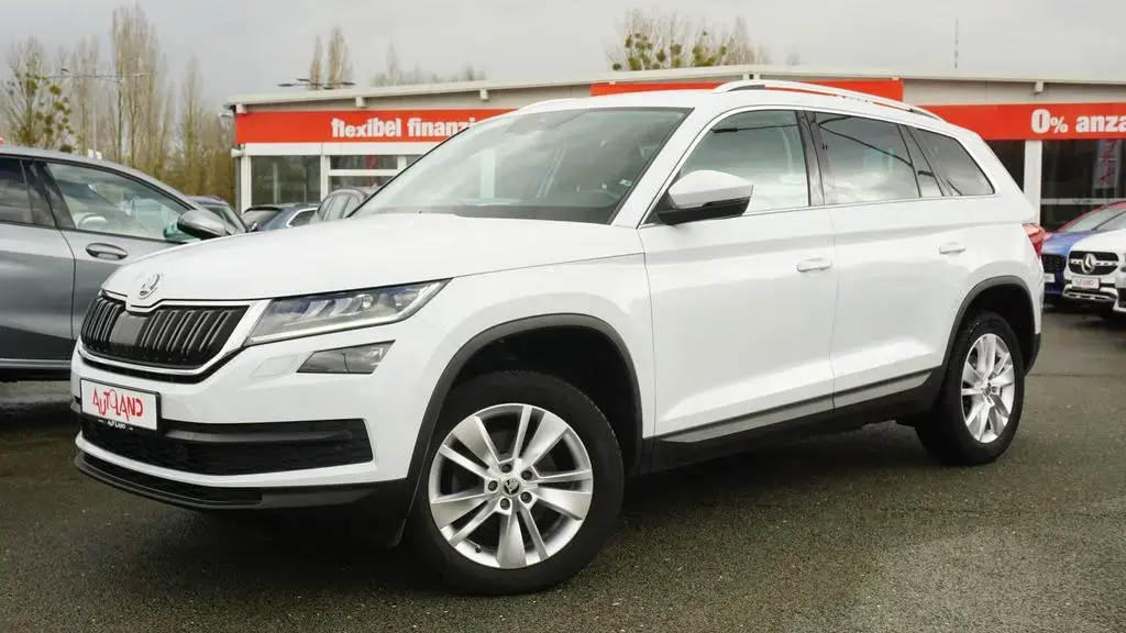 Main__Slider__Photo:Skoda Kodiaq 1.5 16V TSI Style Virtual Cockpit ACC LED 01/2021-1