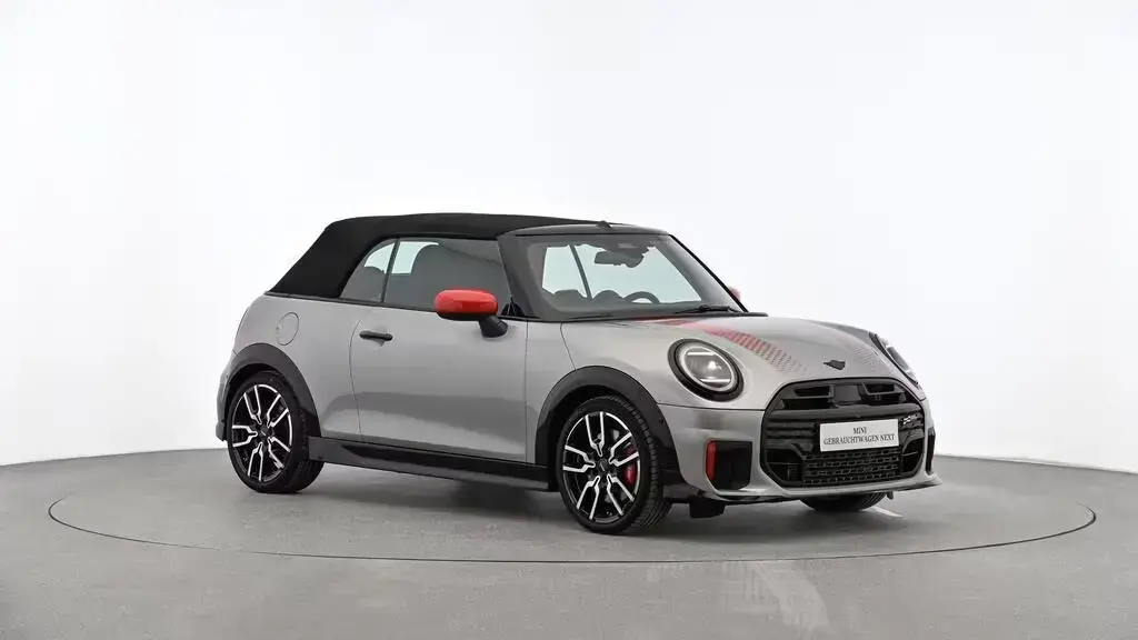 Main__Slider__Photo:MINI John Cooper Works Cabrio 03/2025-1