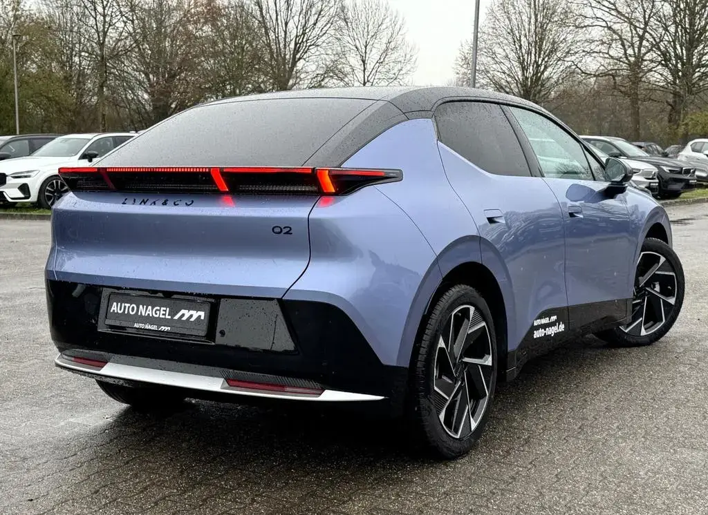 Main__Slider__Photo:Lynk&Co 02 More 66kWh null-1