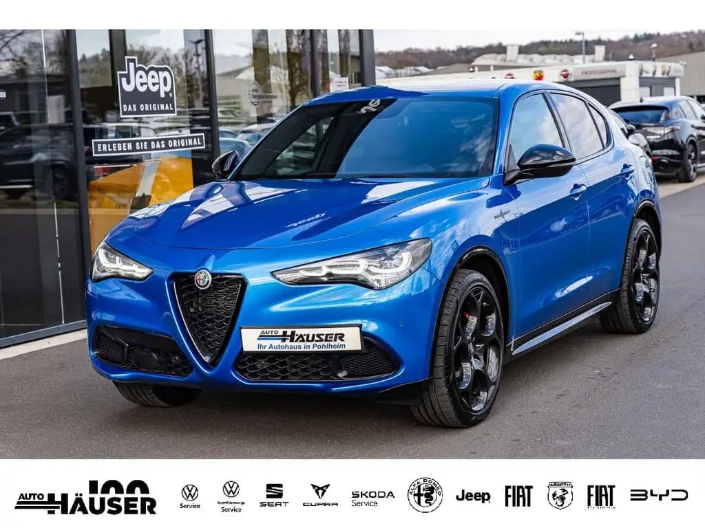 Main__Slider__Photo:Alfa Romeo Stelvio Competizione 2.2 Diesel AT8 Q4 HARMAN-KA 04/2023-0