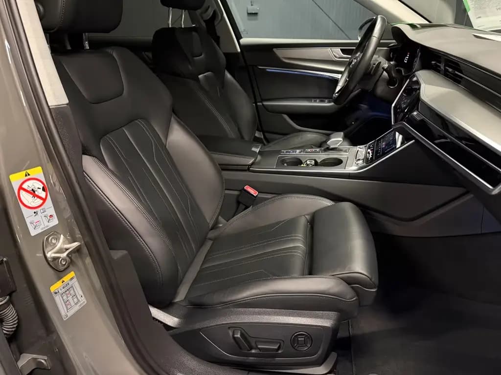 Main__Slider__Photo:Audi A6 Avant 45 TFSI Sport *LEDER*KAMERA*Optik-Paket 12/2022-0